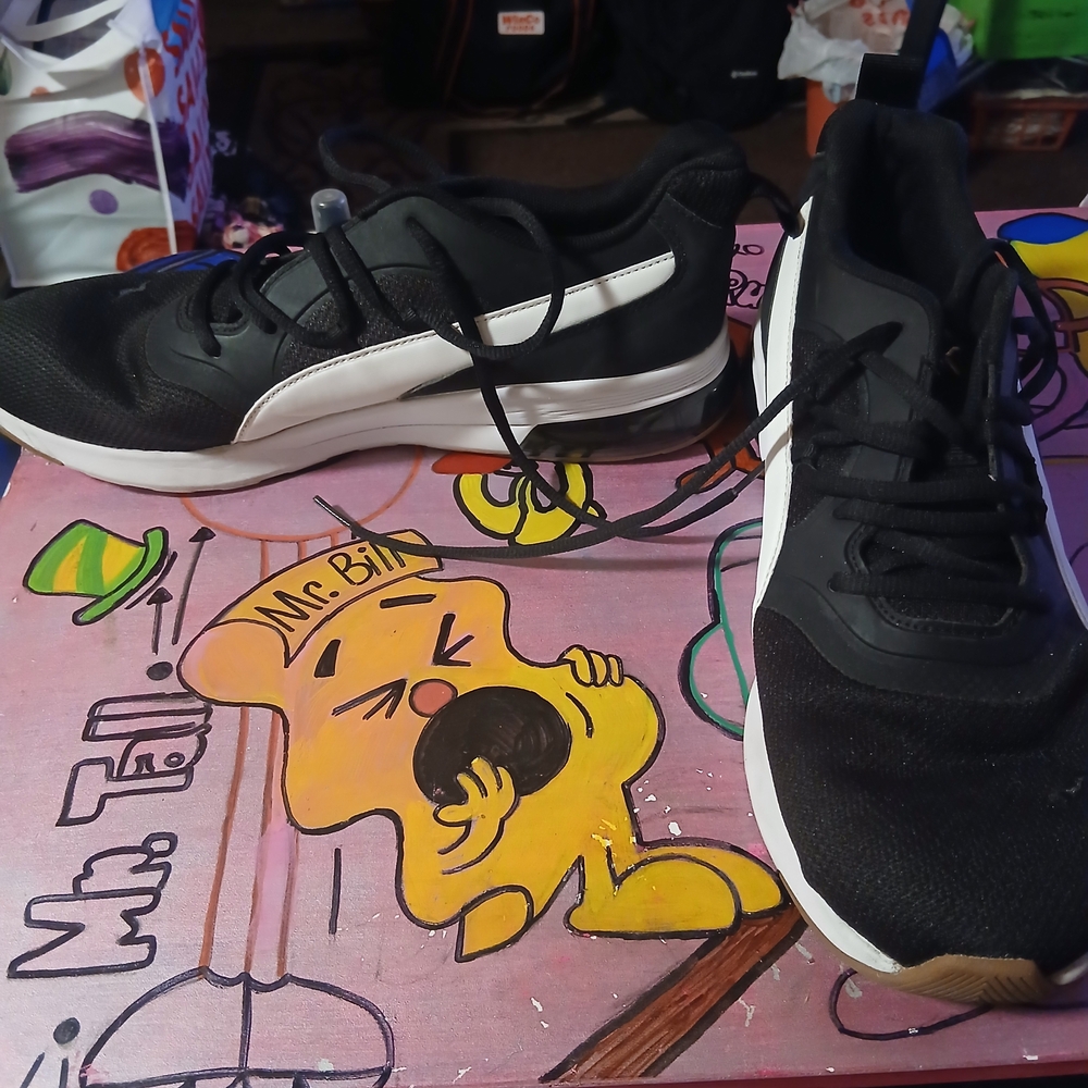 Puma Black and White Men's Sneakers